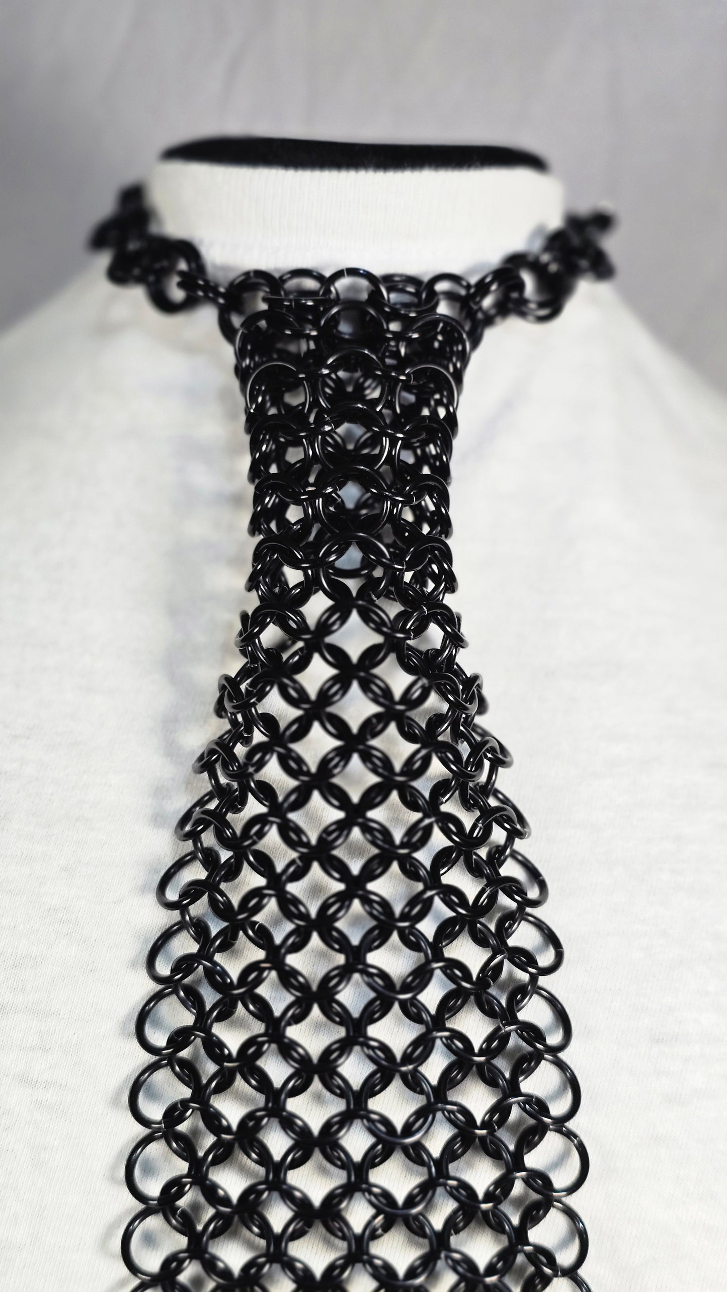 Chainmail Tie