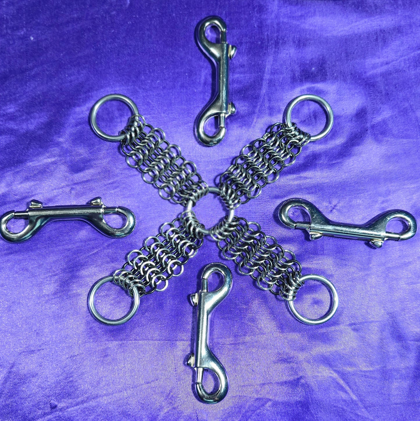 Chainmail Hog-Tie Cross